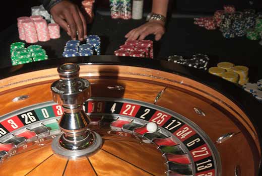 赌牌赢钱技术-专业赌博游戏作弊破解